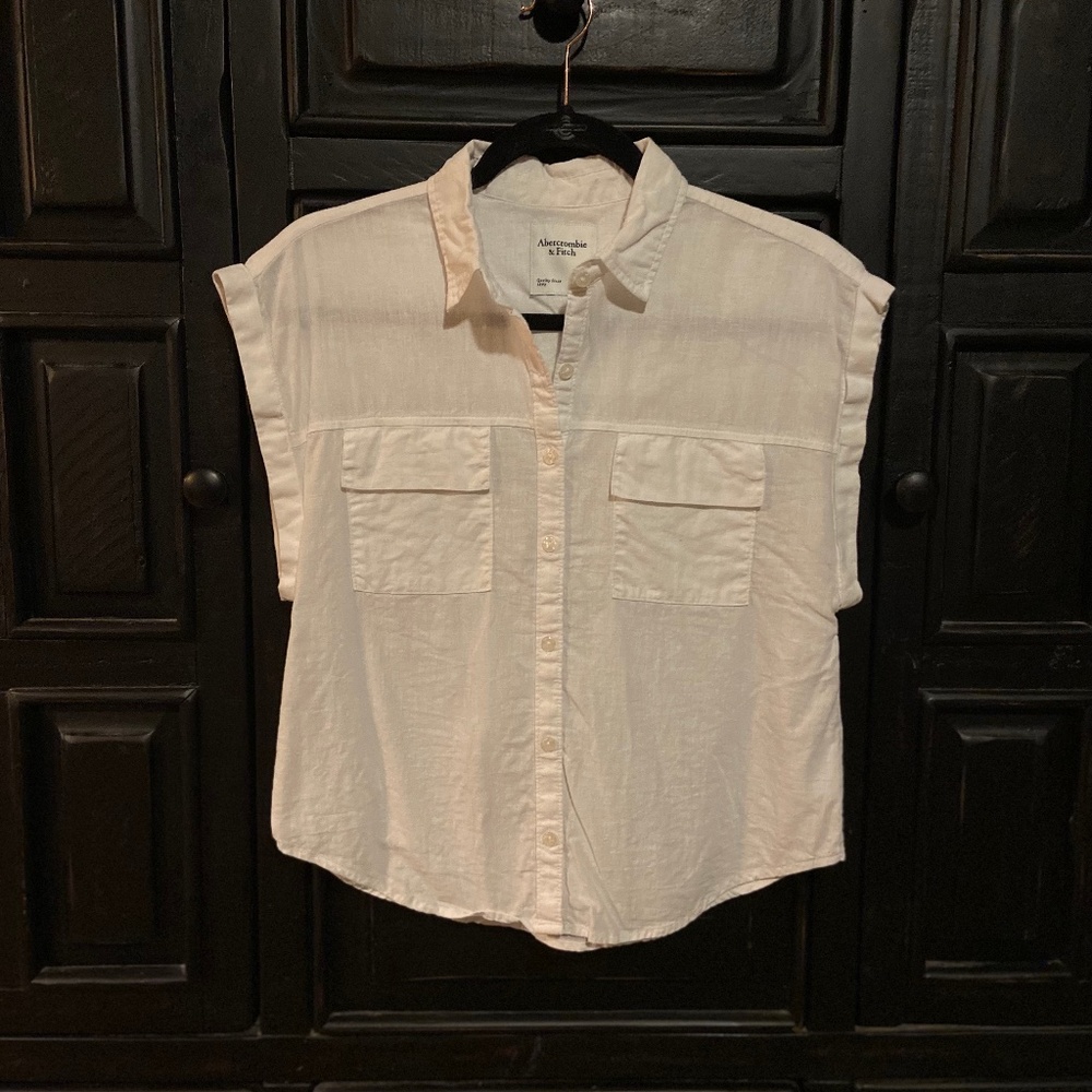A&F Front Pocket White Linen Loose Drop Shoulder Sleeveless